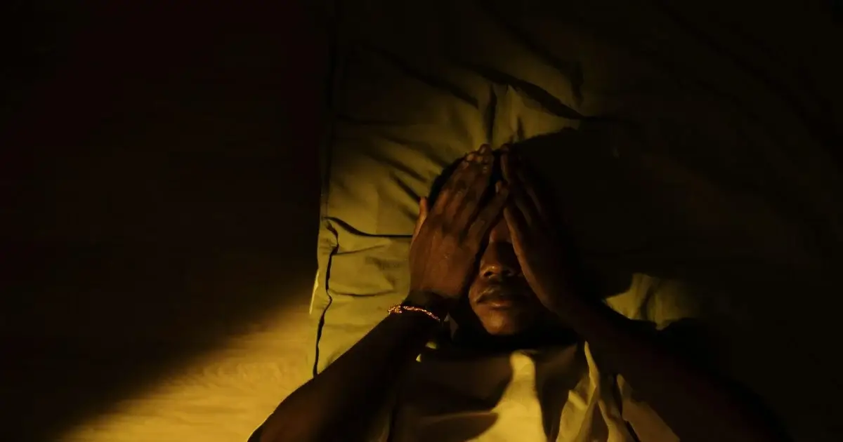 anxiété le soir ruminations mentales cerveau activé angoisse
